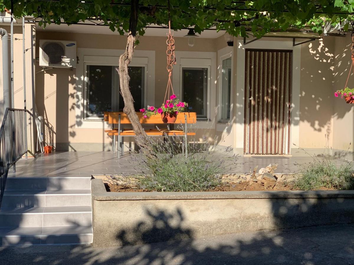 New Apartment Ema I Krk Town Exterior foto